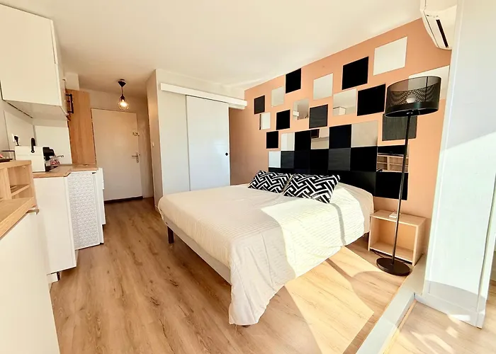 Daire Village Naturiste - La Venus - Parking Wifi *